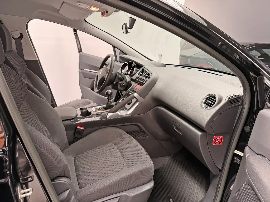 Mira esta publicación de Peugeot 3008 2014 en Motordil