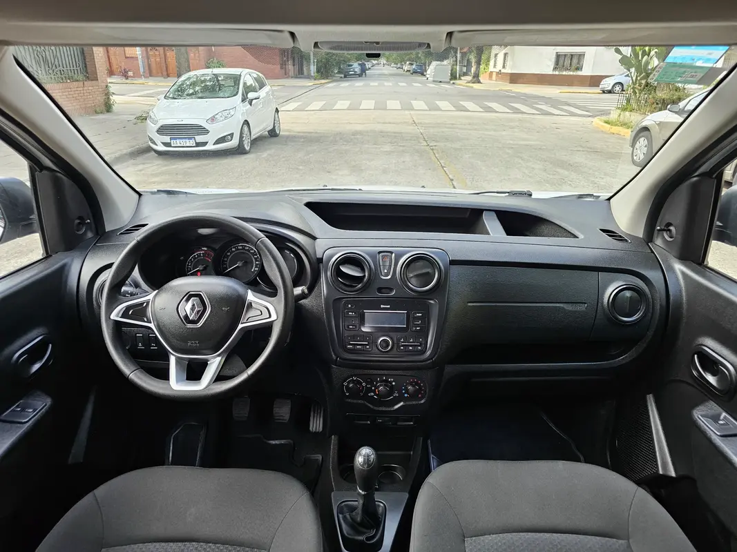 Mira esta publicación de Renault Kangoo 2023 en Motordil