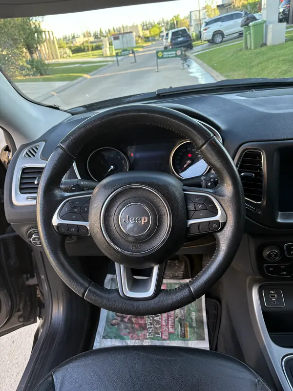 Mira esta publicación de Jeep Compass 2019 en Motordil