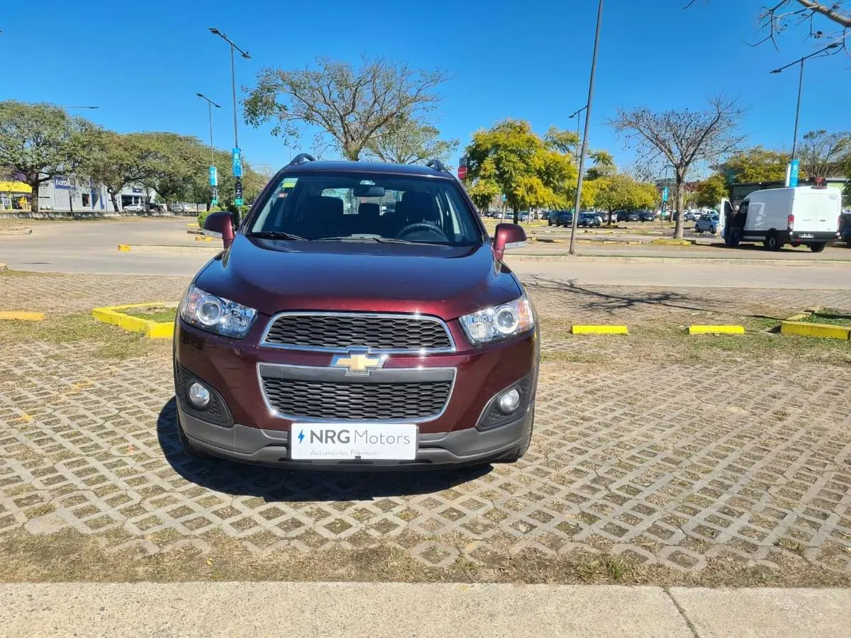 Mira esta publicación de Chevrolet Captiva 2017 en Motordil
