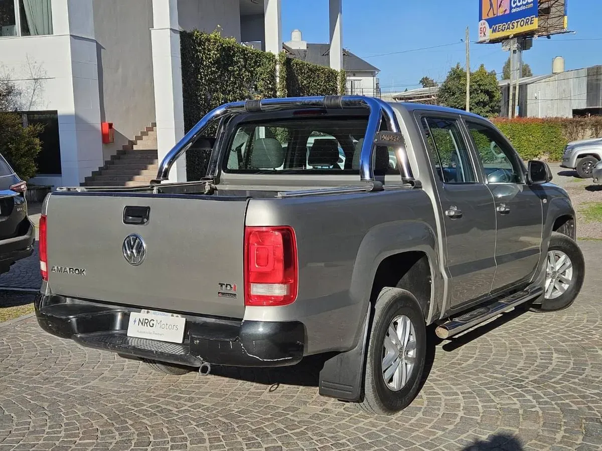 Mira esta publicación de Volkswagen Amarok 2015 en Motordil