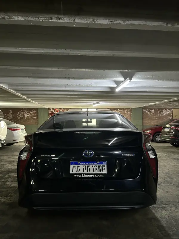 Mira esta publicación de Toyota Prius 2019 en Motordil