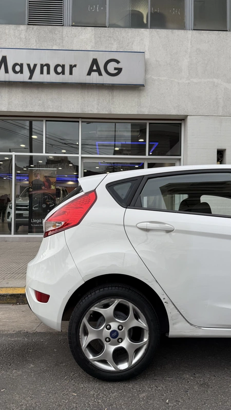 Mira esta publicación de Ford Fiesta 2011 en Motordil