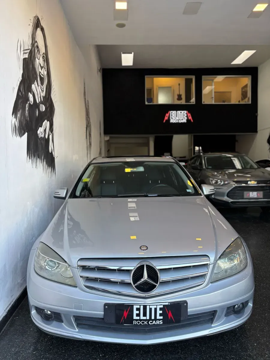 Mira esta publicación de Mercedes Benz Clase C 2010 en Motordil