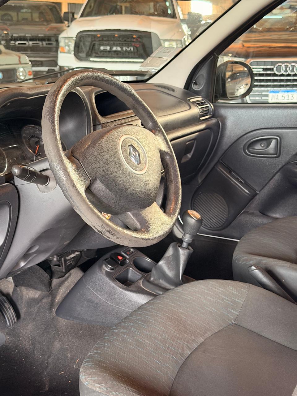 Mira esta publicación de Renault Clio Mio 2014 en Motordil