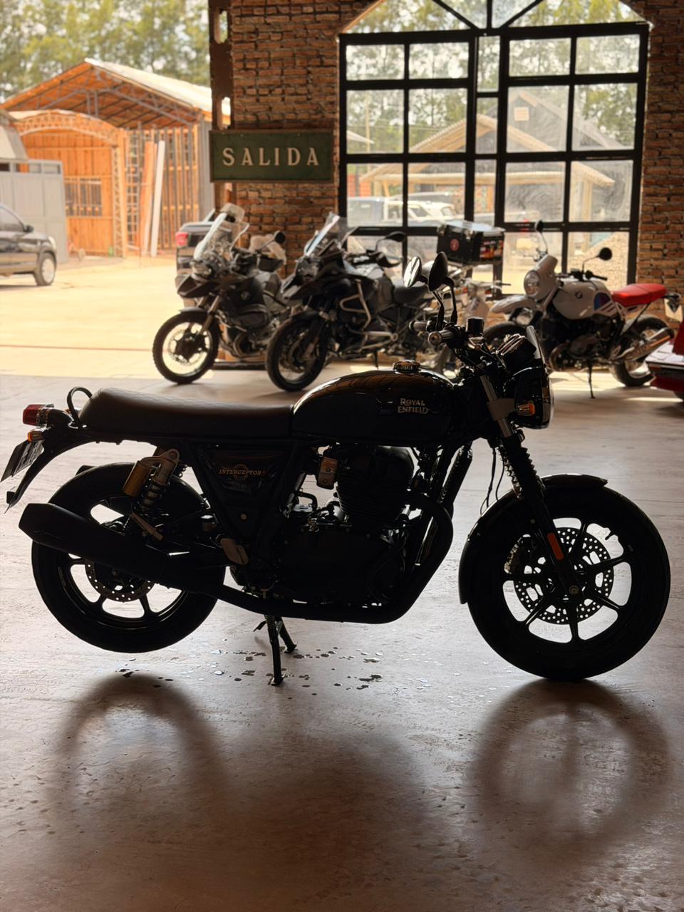 Mira esta publicación de Royal Enfield 650 Interceptor 2024 en Motordil