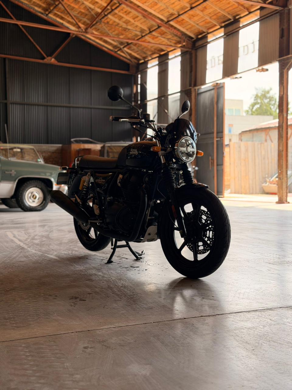 Mira esta publicación de Royal Enfield 650 Interceptor 2024 en Motordil