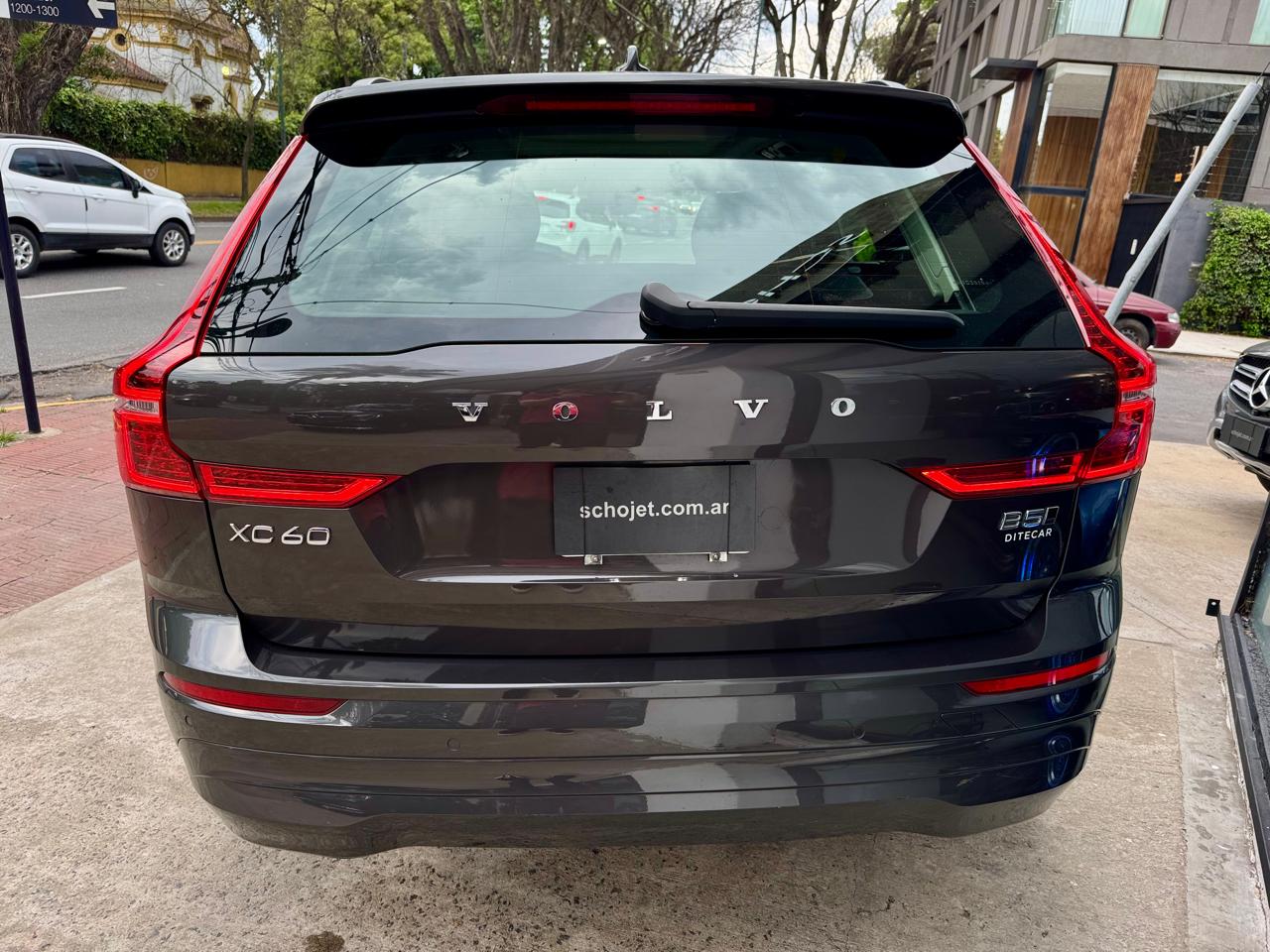 Mira esta publicación de Volvo XC 60 2022 en Motordil