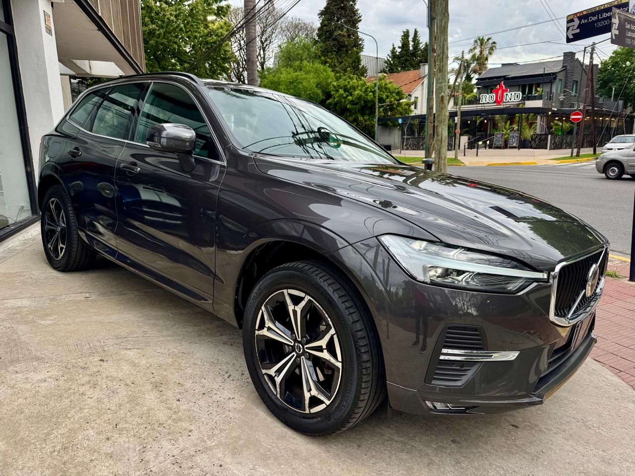 Mira esta publicación de Volvo XC 60 2022 en Motordil