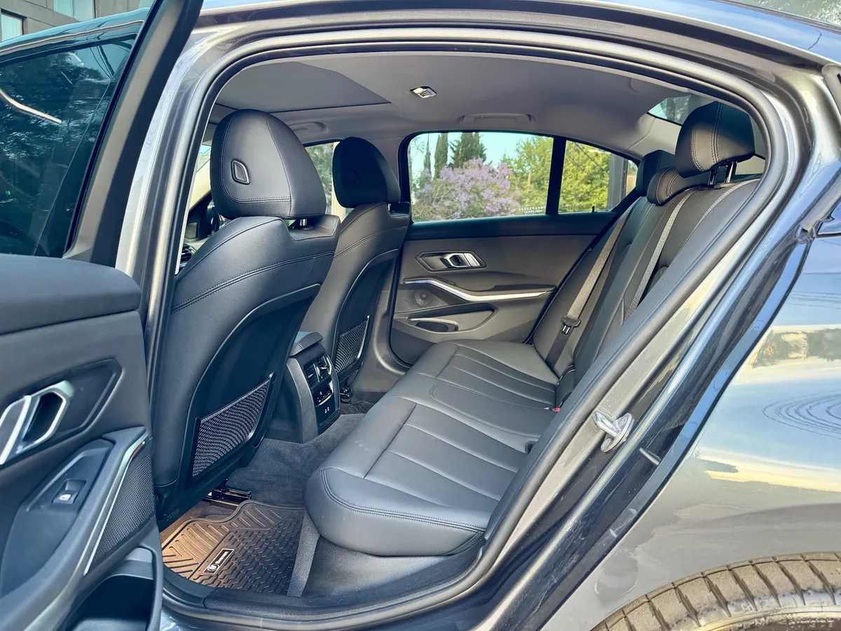 Mira esta publicación de BMW Serie 3 2022 en Motordil