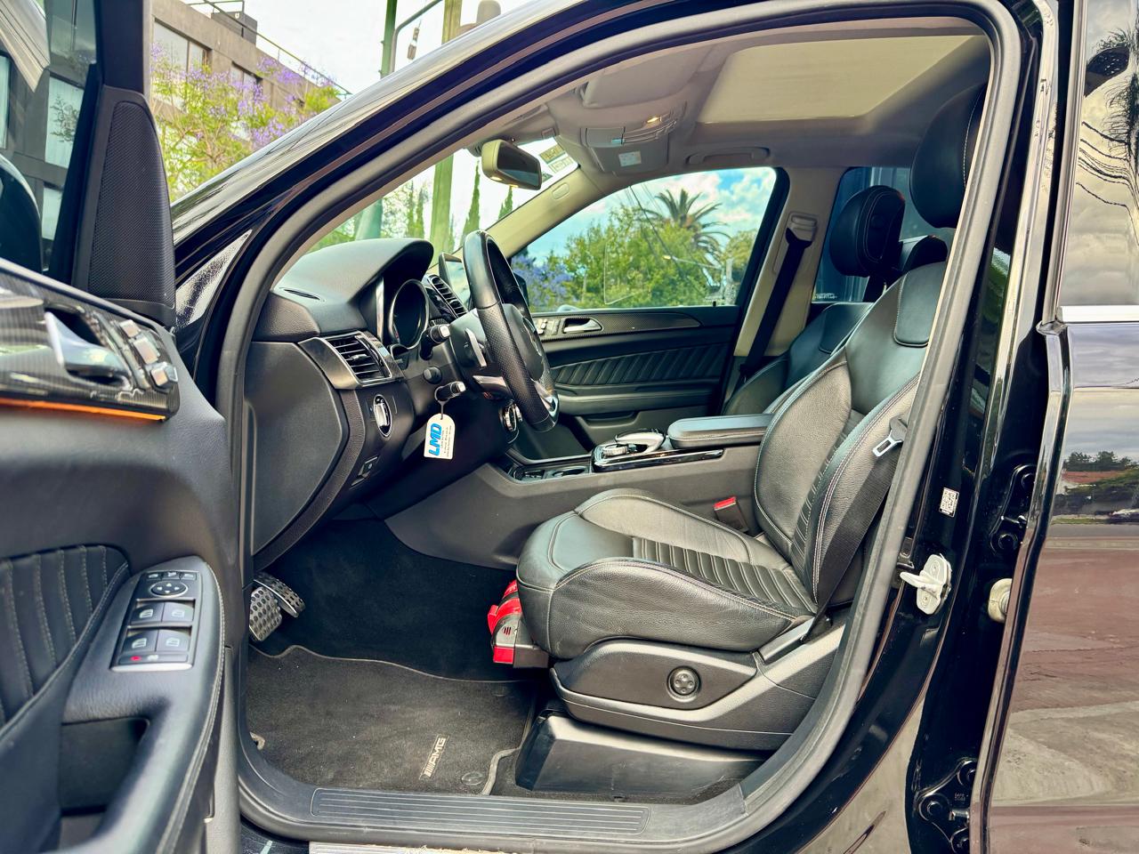 Mira esta publicación de Mercedes Benz GLE 2016 en Motordil