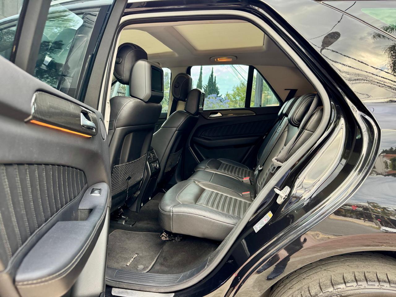 Mira esta publicación de Mercedes Benz GLE 2016 en Motordil