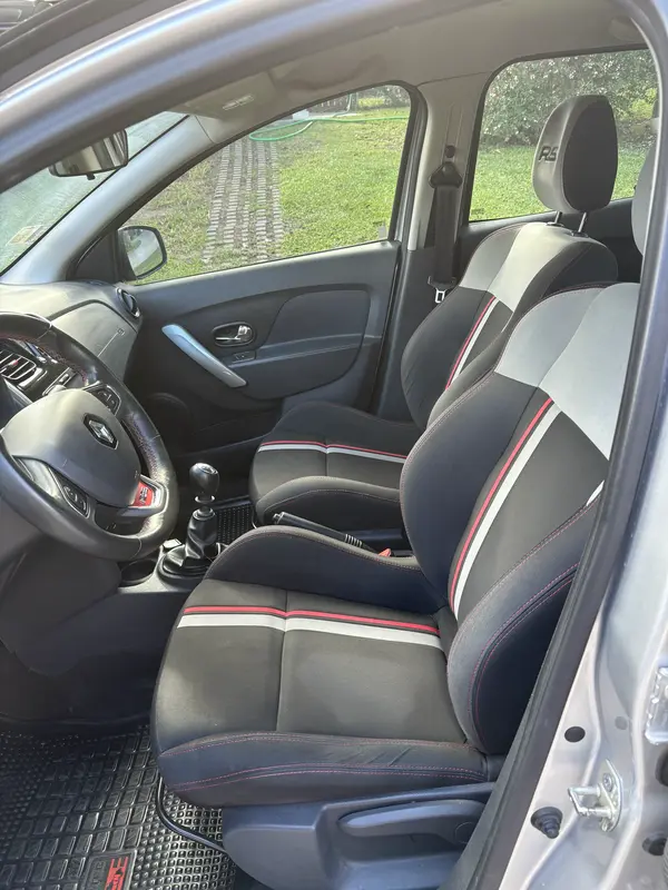 Mira esta publicación de Renault Sandero II 2017 en Motordil