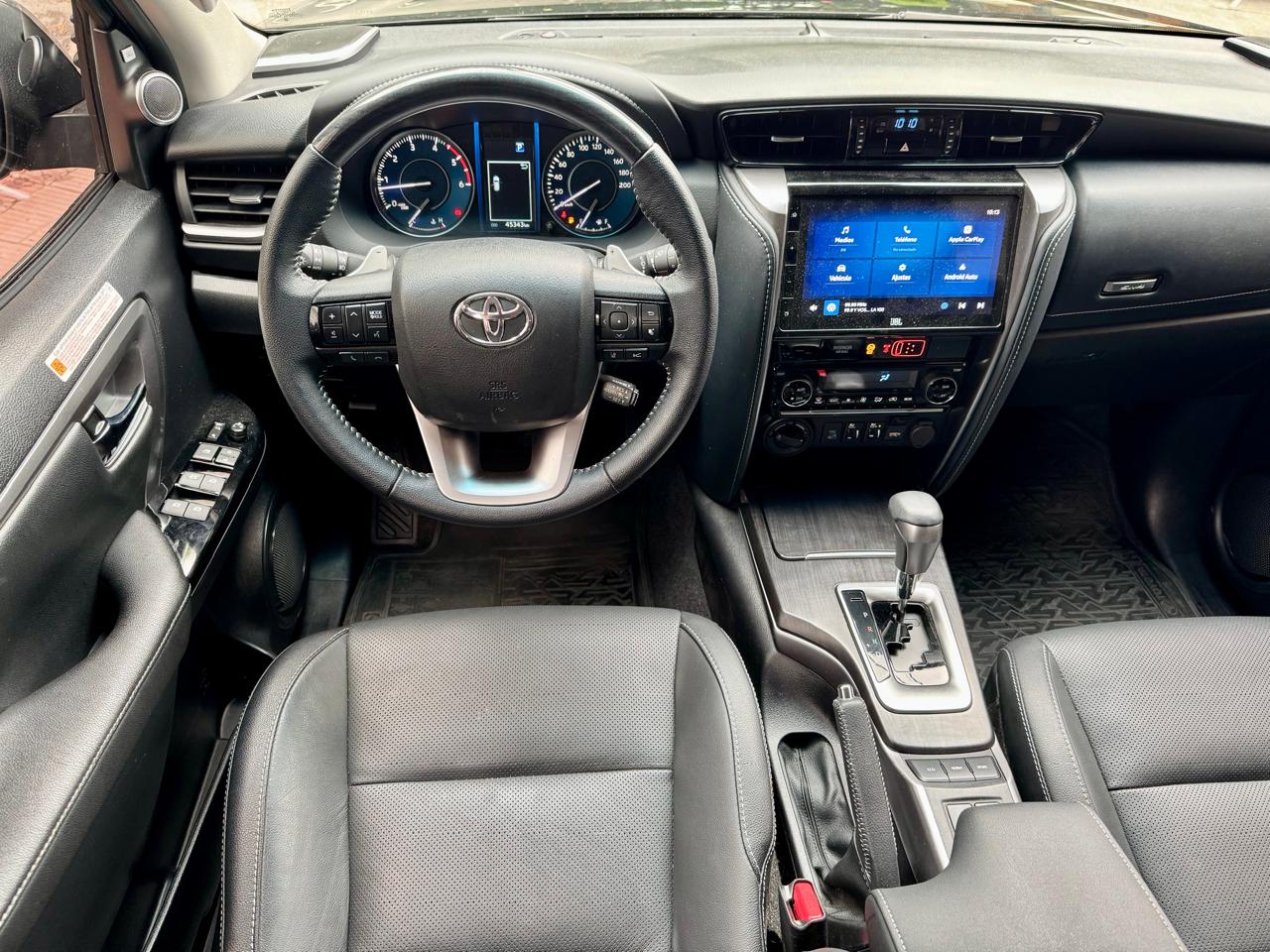 Mira esta publicación de Toyota SW4 2024 en Motordil