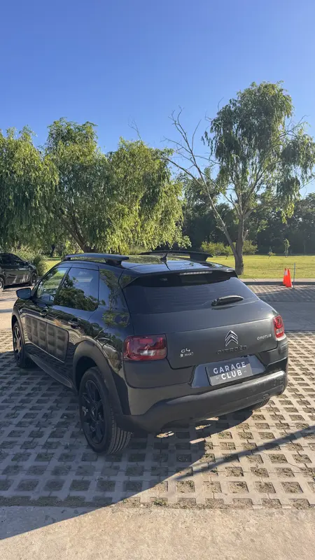 Mira esta publicación de Citroen C 4 Cactus 2017 en Motordil