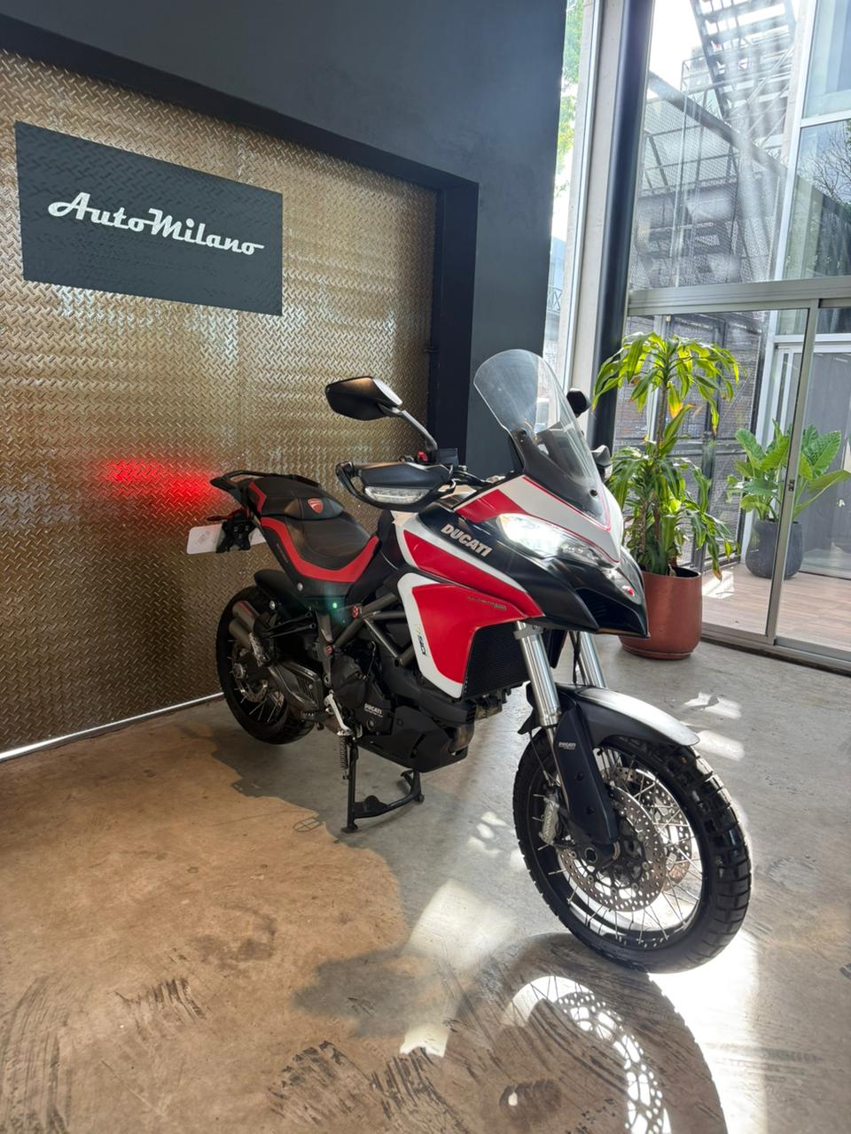 Mirá esta publicación de Ducati 950