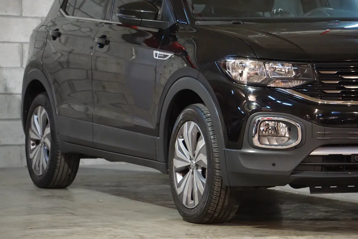 Mira esta publicación de Volkswagen T Cross 2020 en Motordil