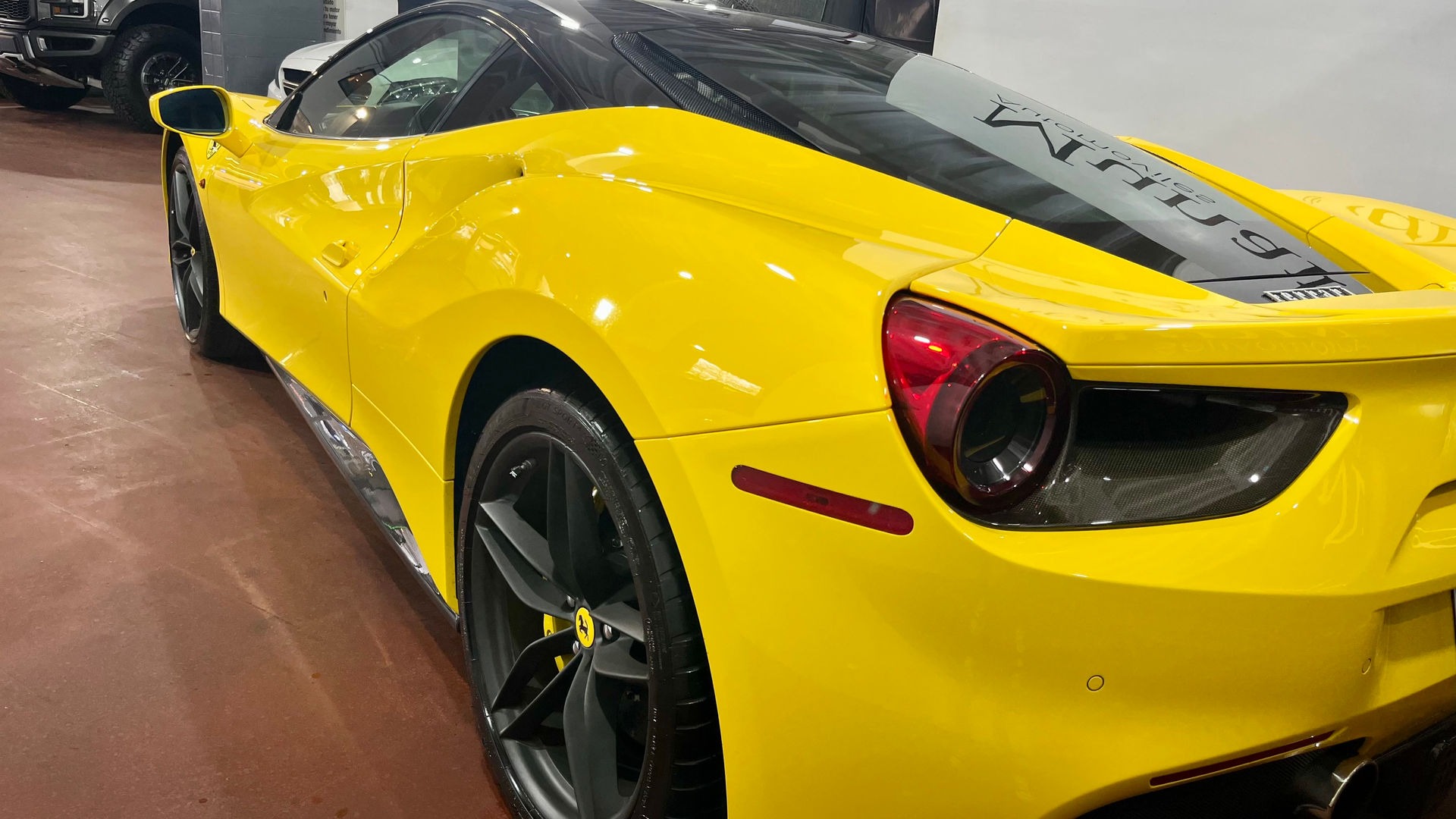 Mira esta publicación de Ferrari 488 2017 en Motordil