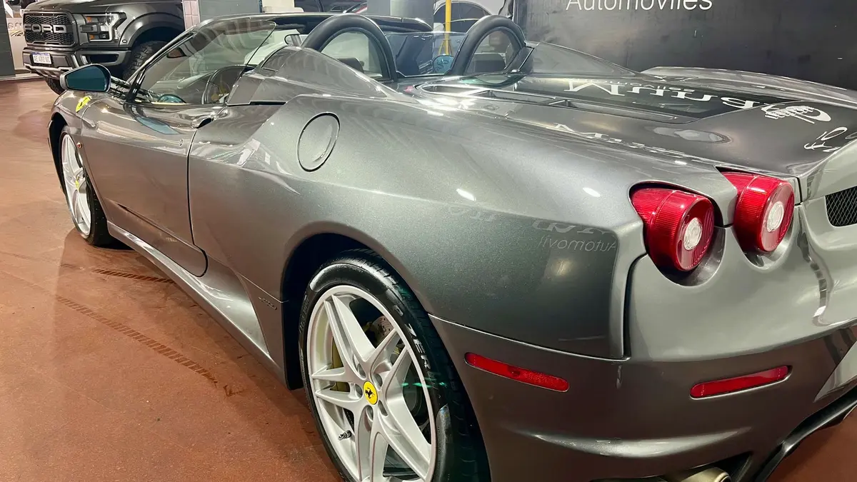 Mira esta publicación de Ferrari 430 2008 en Motordil