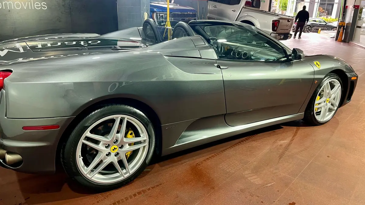 Mira esta publicación de Ferrari 430 2008 en Motordil