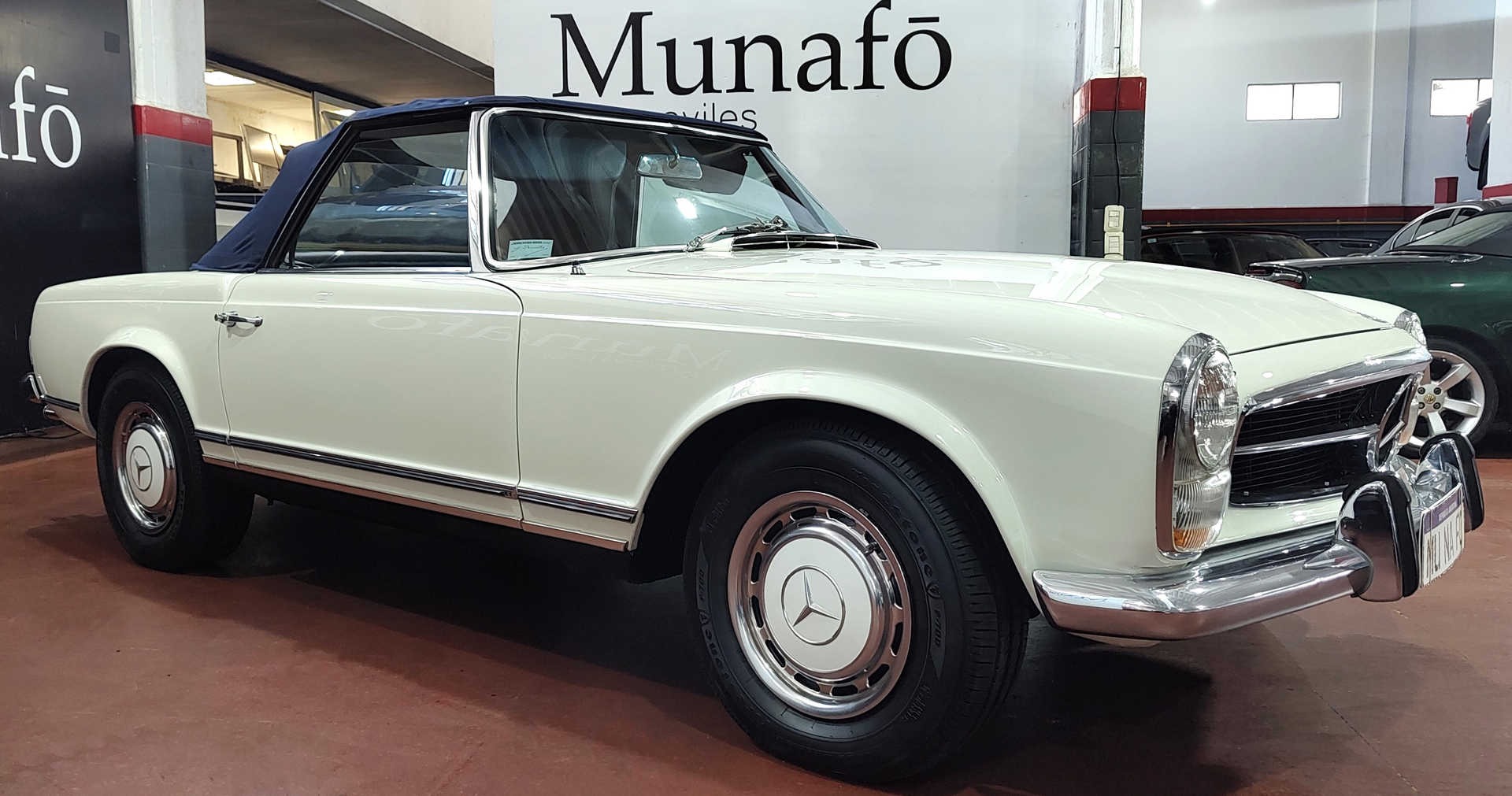 Mira esta publicación de Mercedes Benz 230 1966 en Motordil