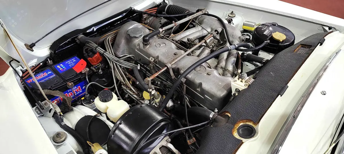 Mirá esta publicación de Mercedes Benz 230