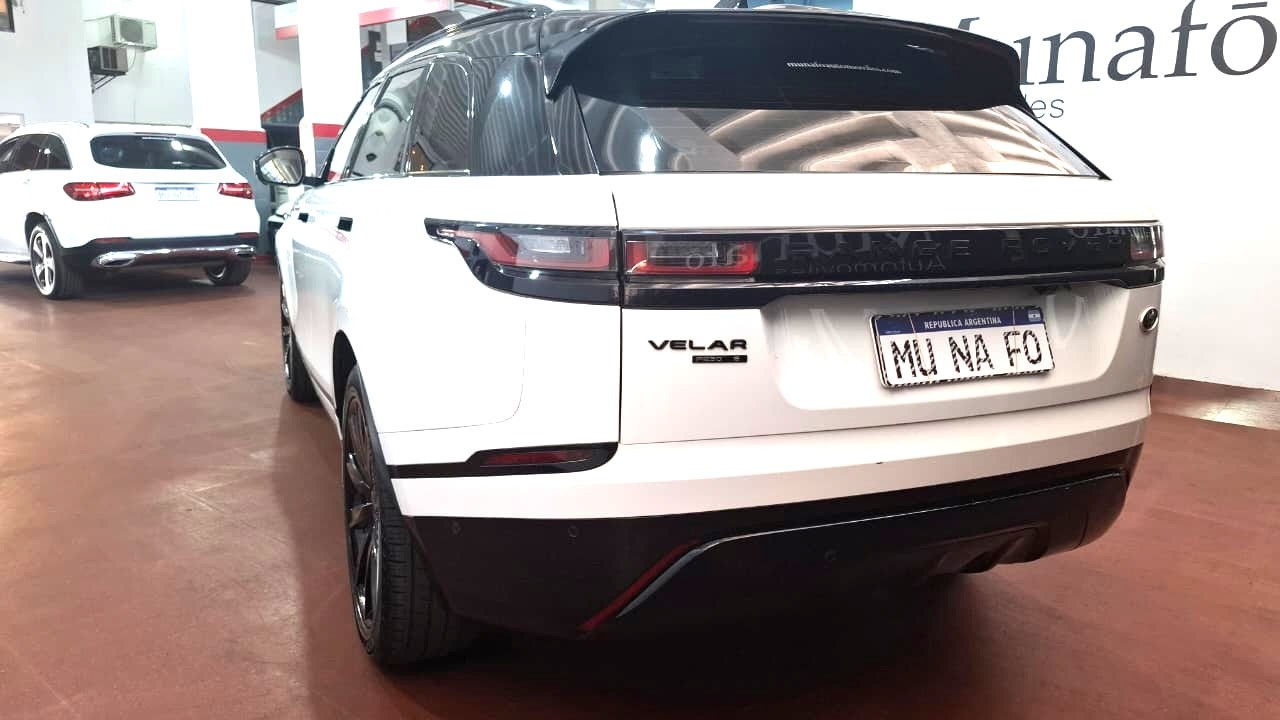 Mira esta publicación de Land Rover Range Rover Velar 2018 en Motordil