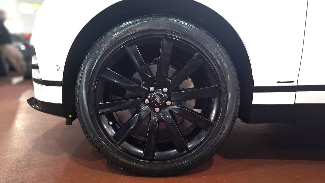 Mira esta publicación de Land Rover Range Rover Velar 2018 en Motordil