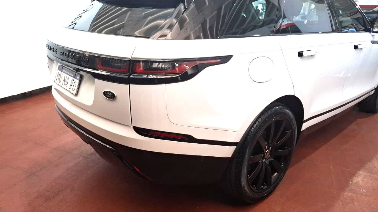 Mira esta publicación de Land Rover Range Rover Velar 2018 en Motordil