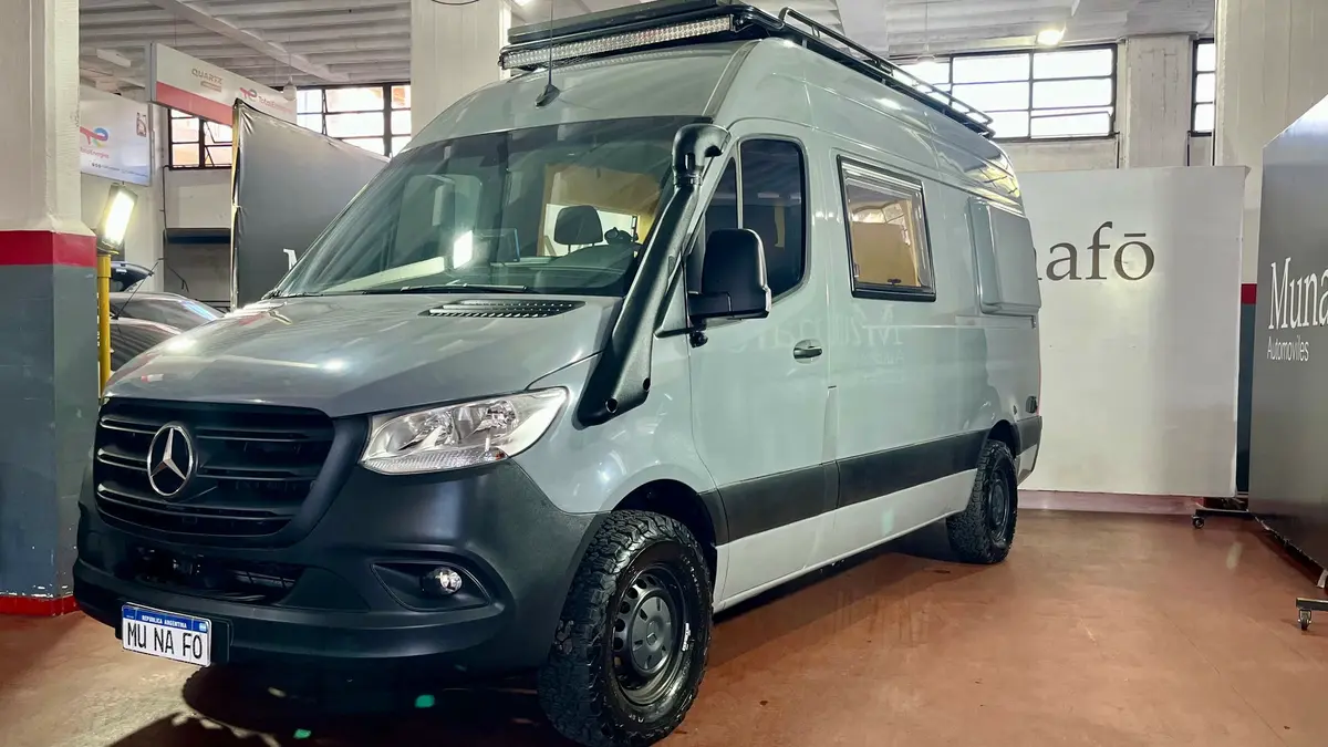 Mira esta publicación de Mercedes Benz Sprinter 2023 en Motordil