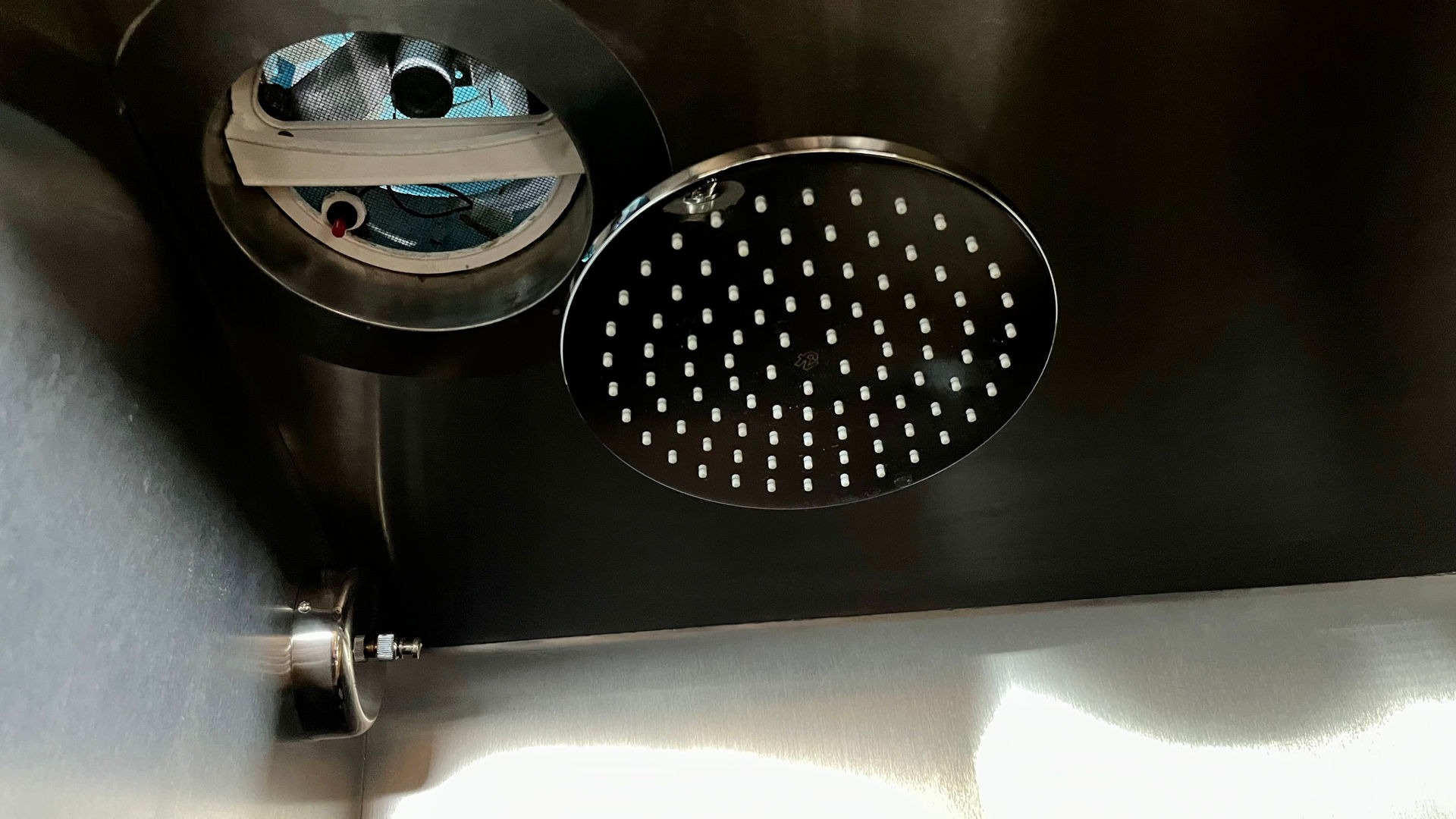 Mira esta publicación de Mercedes Benz Sprinter 2023 en Motordil