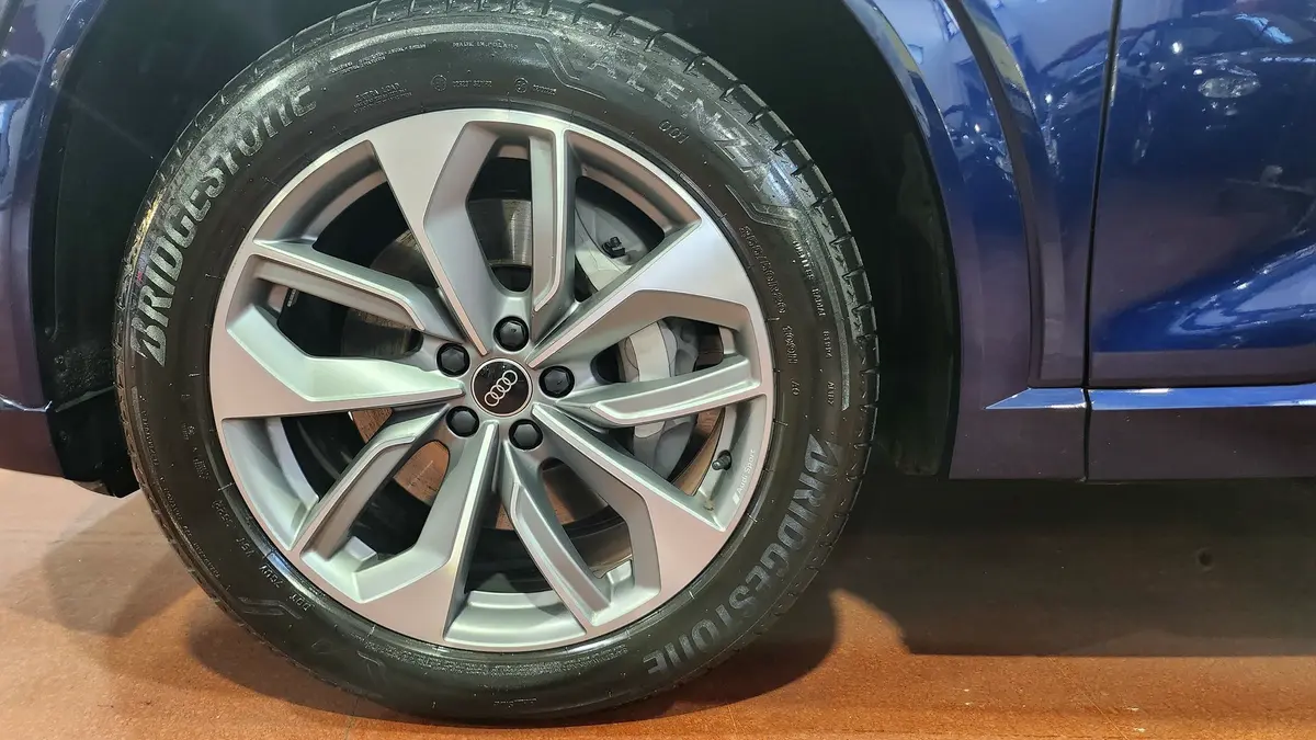 Mira esta publicación de Audi E Tron 2023 en Motordil