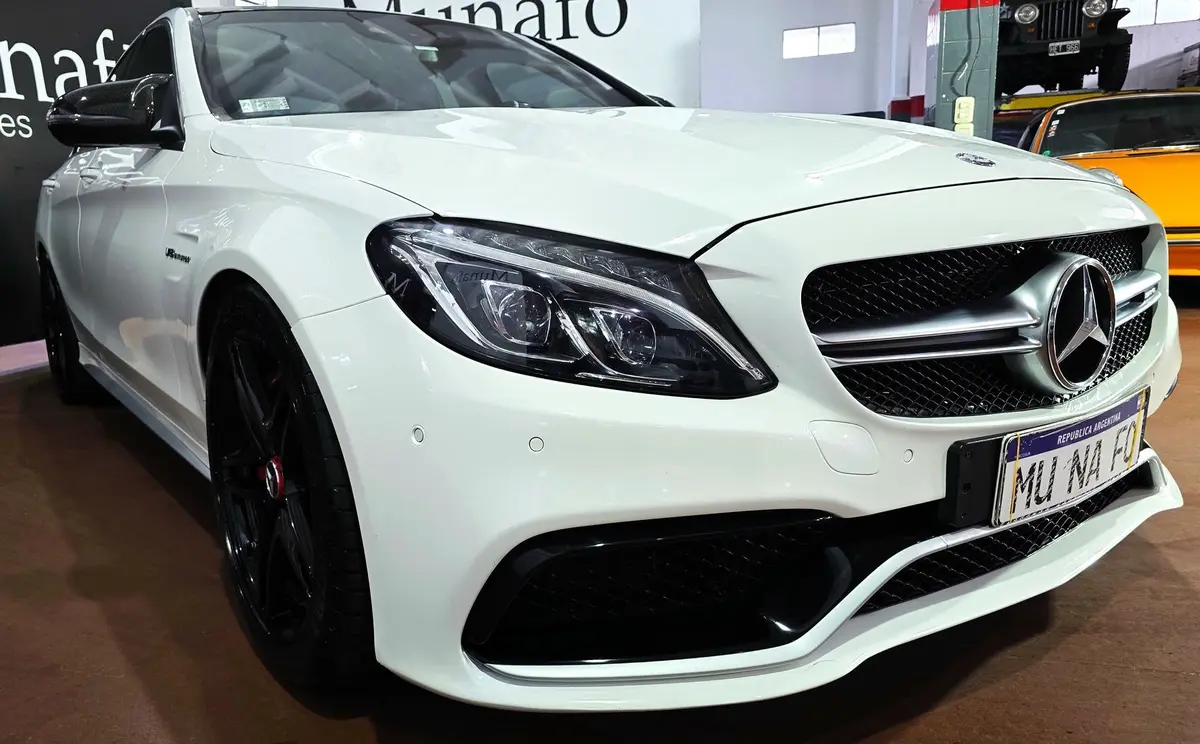 Mira esta publicación de Mercedes Benz Clase C 2017 en Motordil