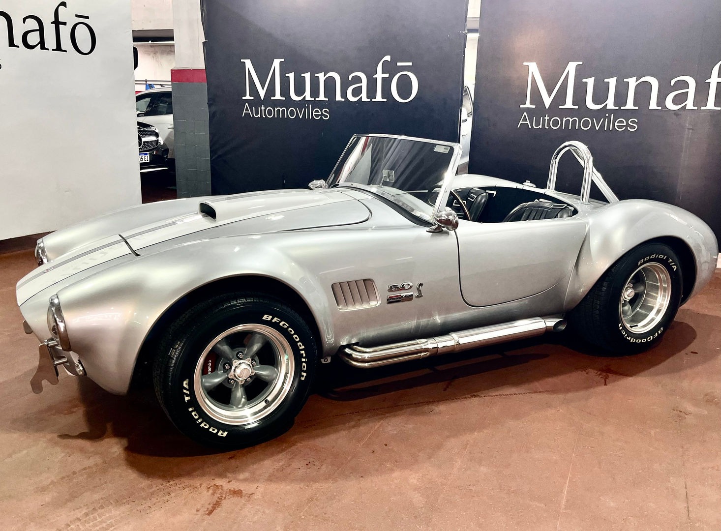 Mira esta publicación de Shelby Cobra 1974 en Motordil