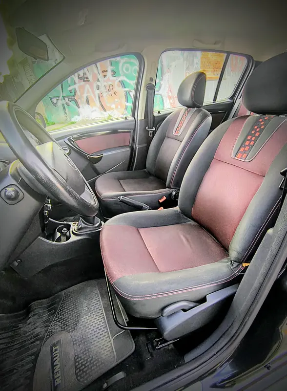 Mira esta publicación de Renault Otros 2011 en Motordil