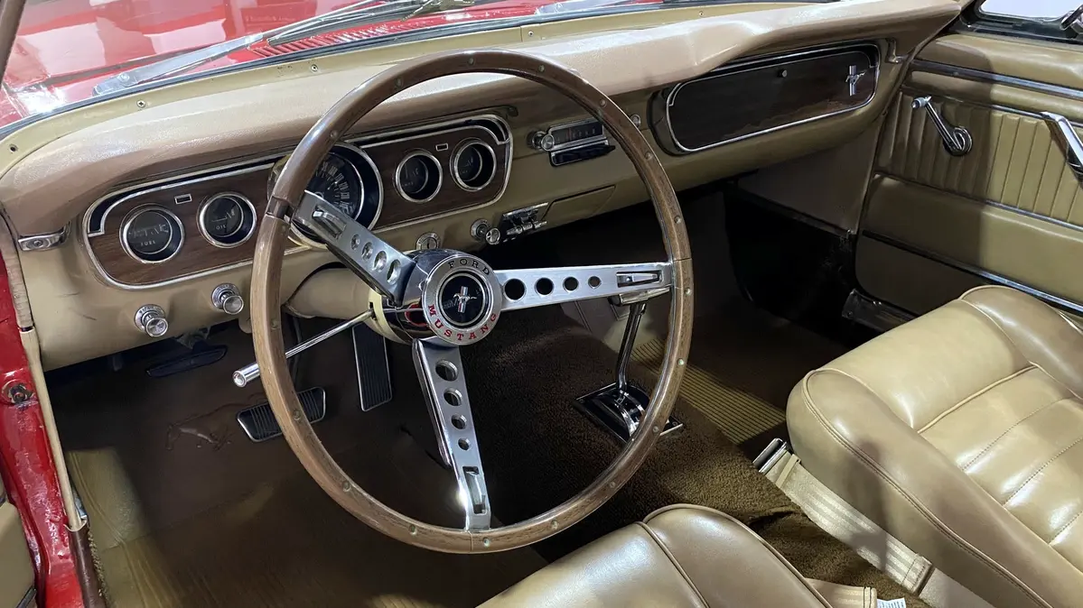 Mira esta publicación de Ford Mustang 1965 en Motordil