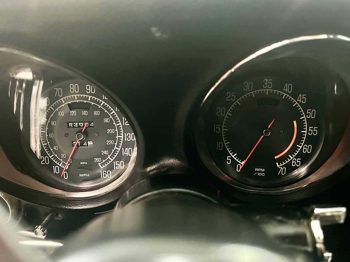 Mira esta publicación de Chevrolet Corvette 1975 en Motordil