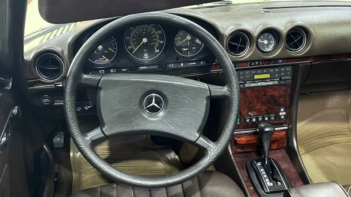 Mirá esta publicación de Mercedes Benz 380