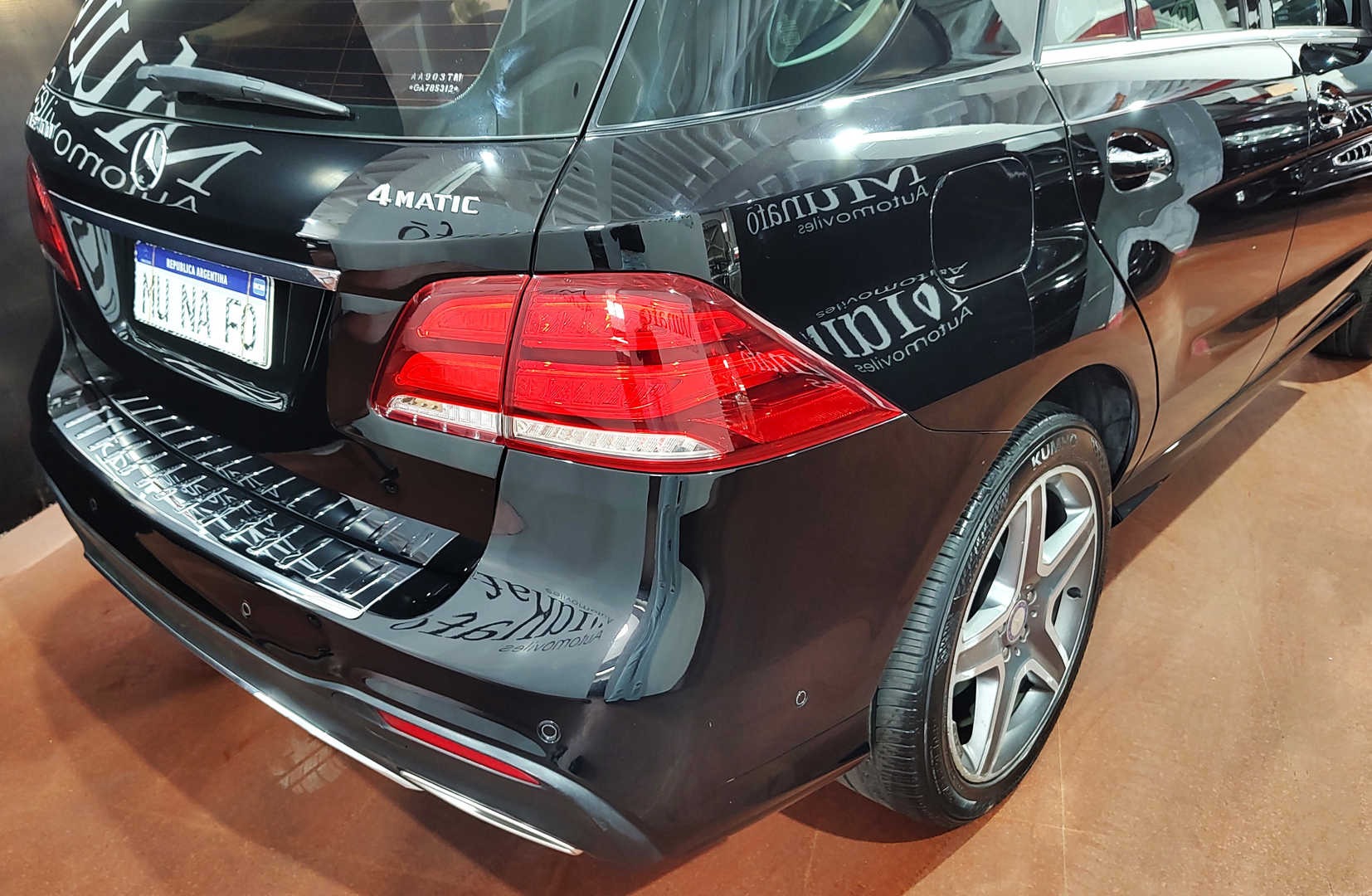 Mira esta publicación de Mercedes Benz GLE 2017 en Motordil