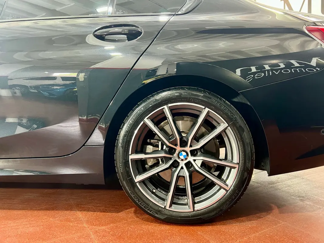 Mira esta publicación de BMW Serie 3 2022 en Motordil