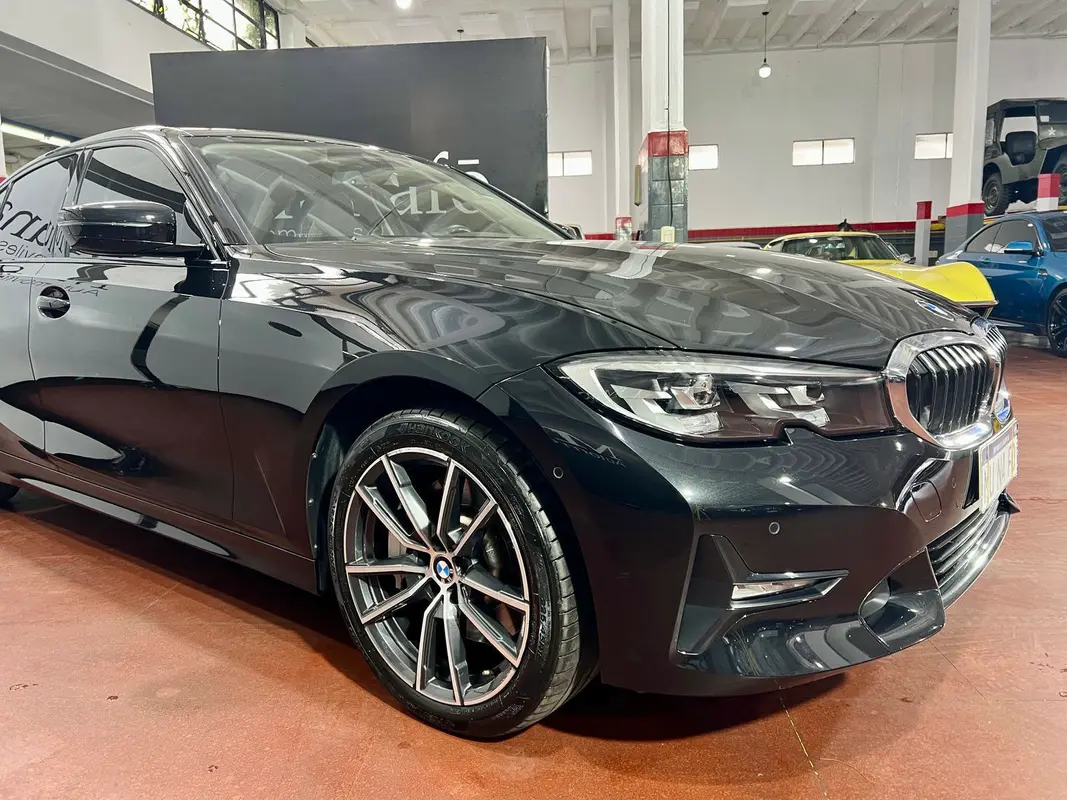 Mira esta publicación de BMW Serie 3 2022 en Motordil