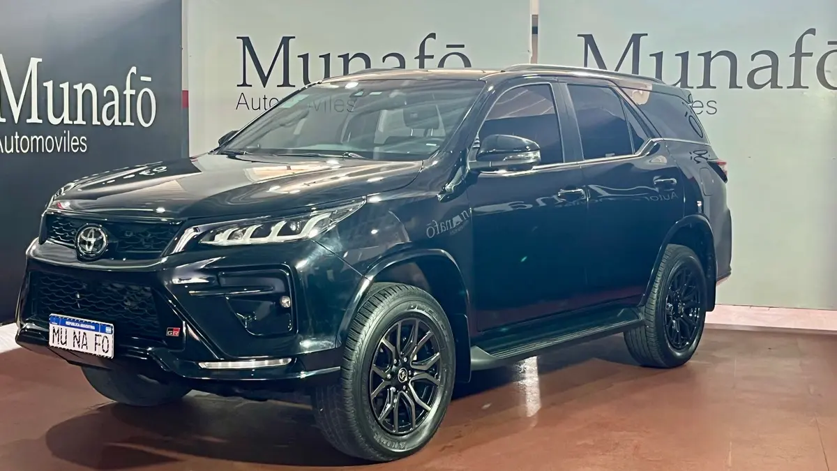 Mira esta publicación de Toyota SW4 2023 en Motordil