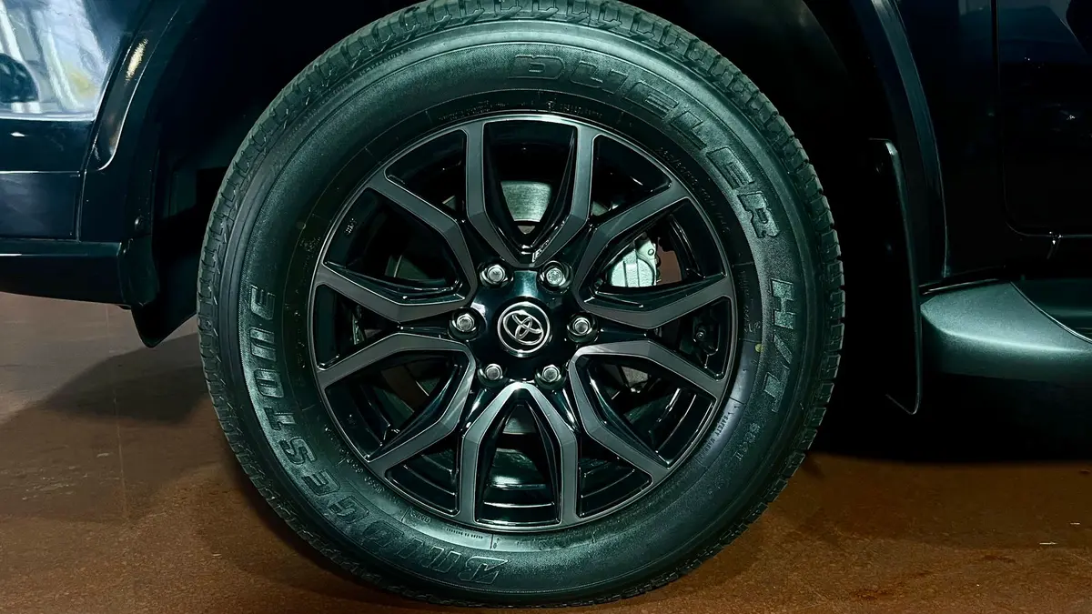 Mira esta publicación de Toyota SW4 2023 en Motordil