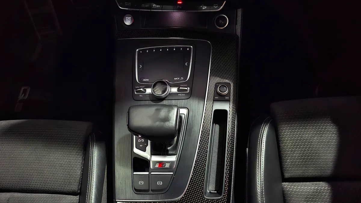 Mira esta publicación de Audi SQ5 2018 en Motordil