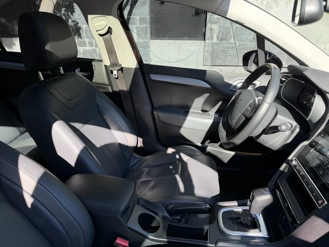 Mira esta publicación de Citroen C 4 Lounge 2018 en Motordil