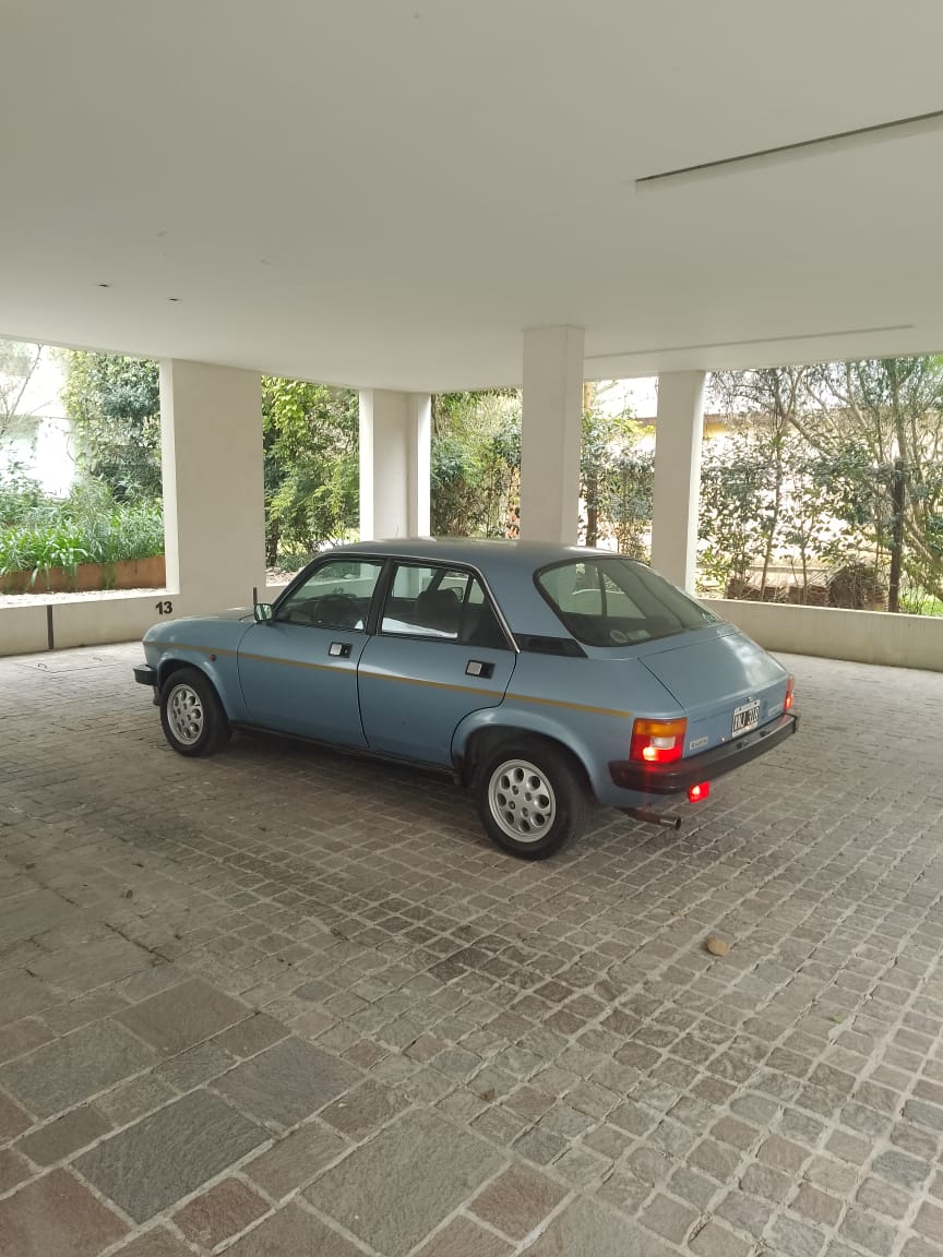 Mira esta publicación de Austin Allegro 1981 en Motordil