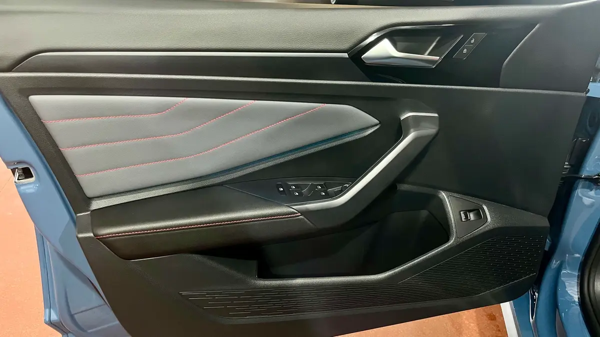 Mira esta publicación de Volkswagen Vento 2025 en Motordil