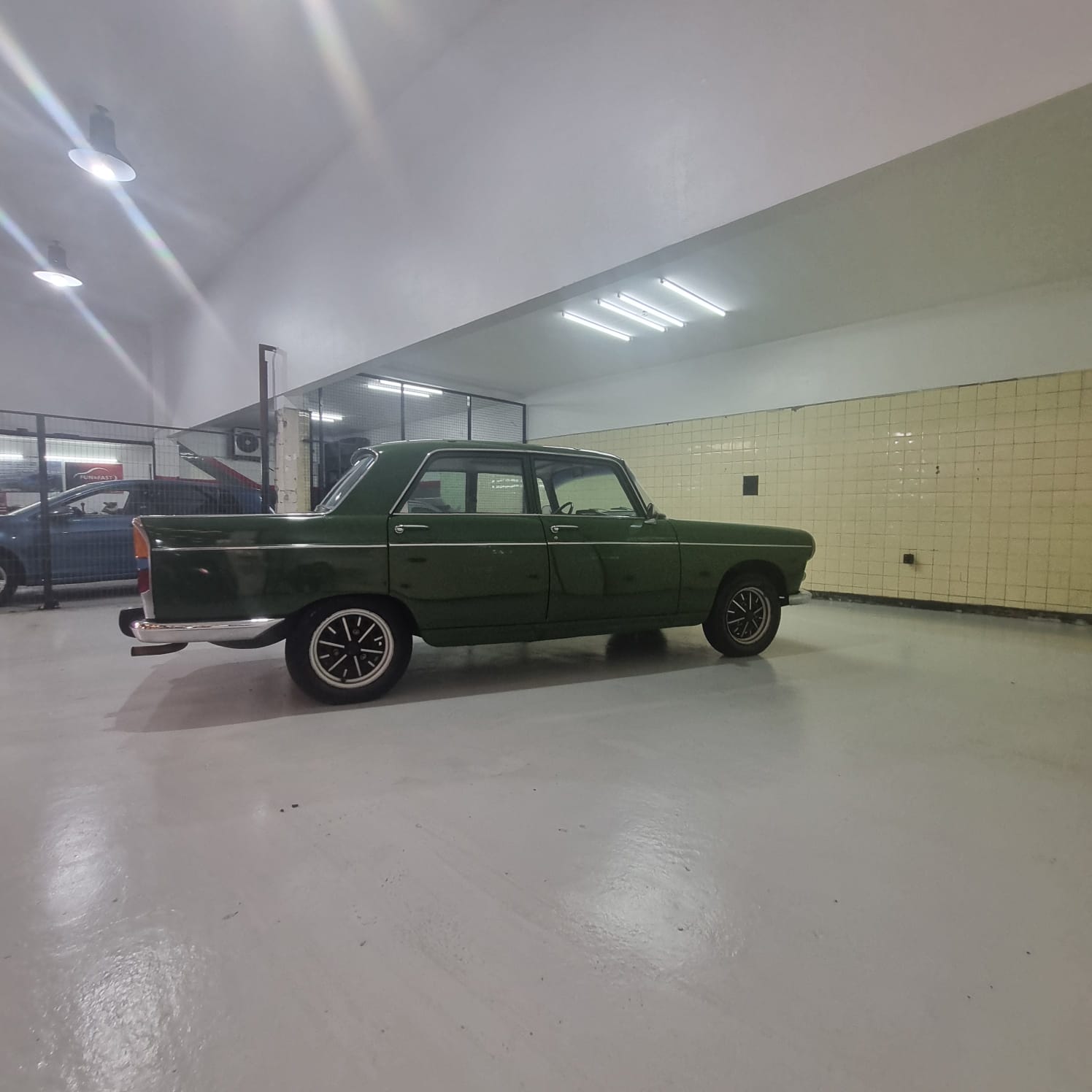 Mirá esta publicación de Peugeot 404