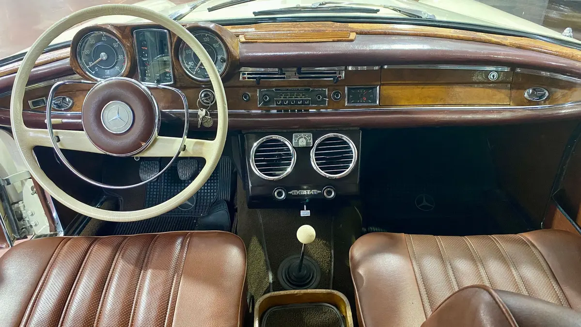 Mirá esta publicación de Mercedes Benz 220