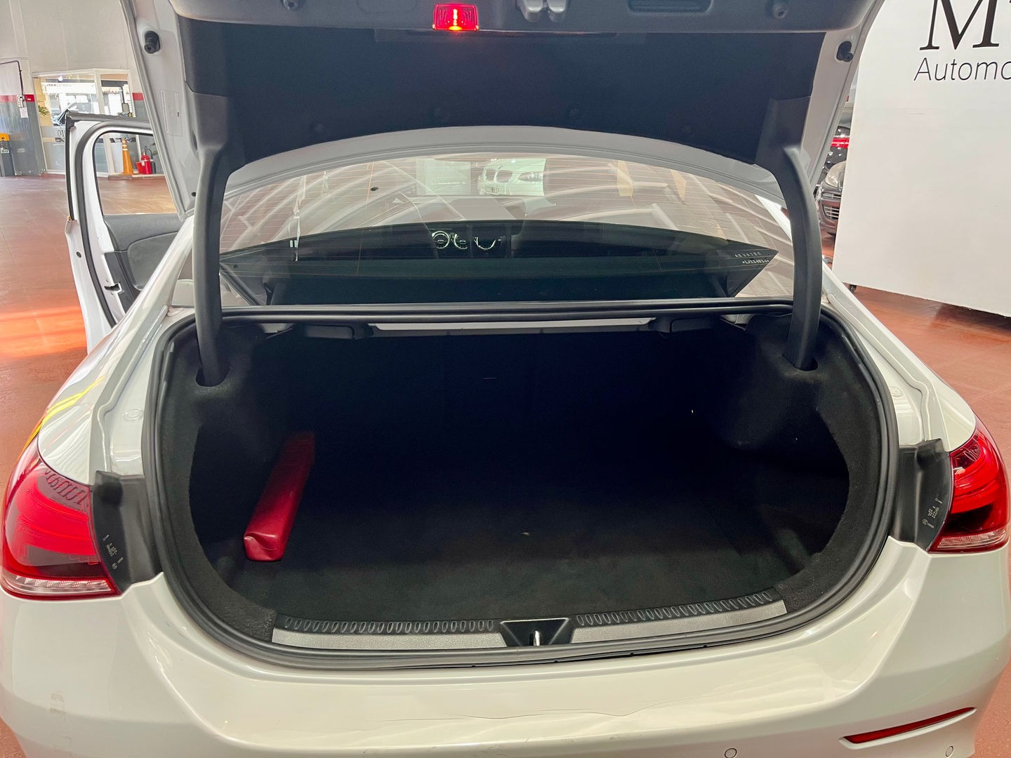 Mira esta publicación de Mercedes Benz Clase A 2020 en Motordil